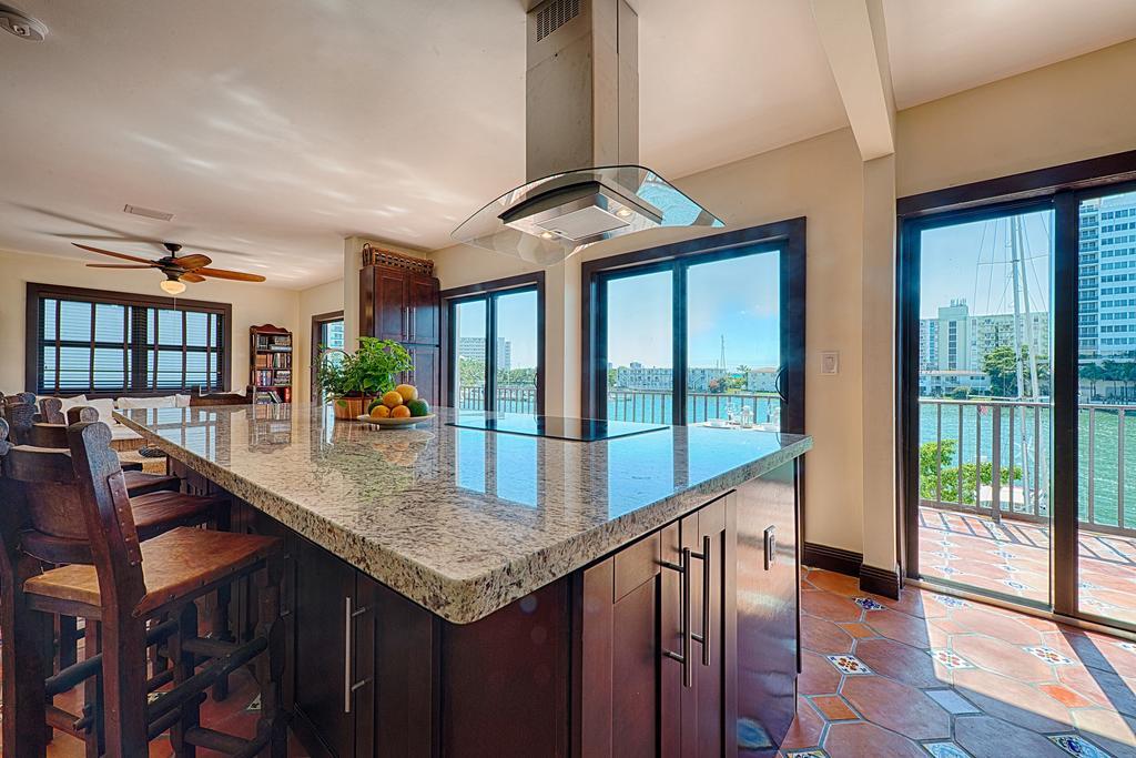 Miami Whitehouse Apartments North Bay Village Rom bilde